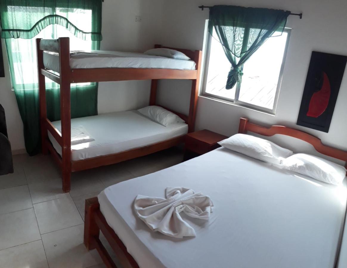 Hotel Covenas Playas Tropicales Extérieur photo